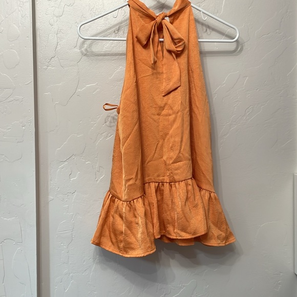 Top - Picture 3 of 3